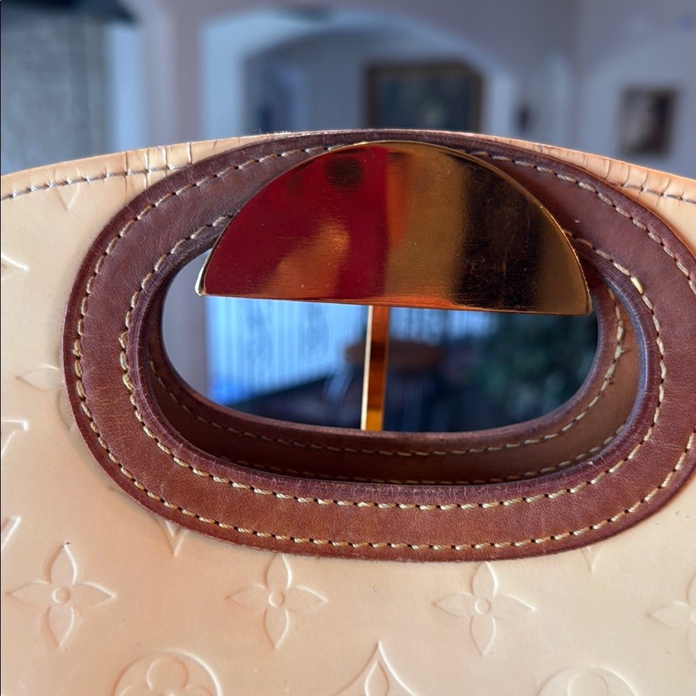 Louis Vuitton Maple Drive Yellow Cream Embossed Women's Bag - Picture 7 of 9